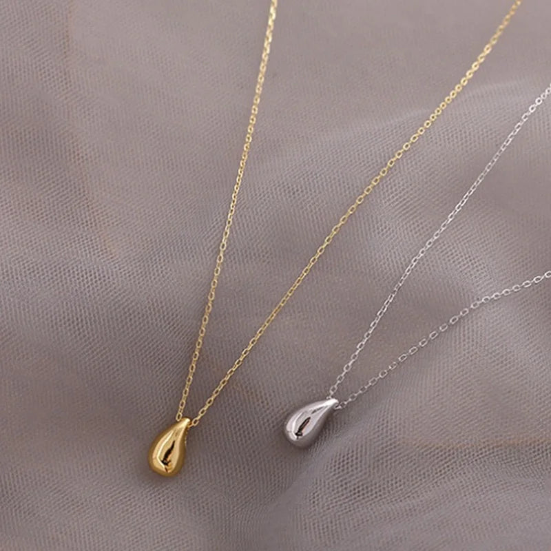 Gleaming Water Drop Necklace