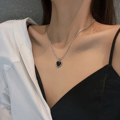 GlamourSparkle Women's Necklace Choker